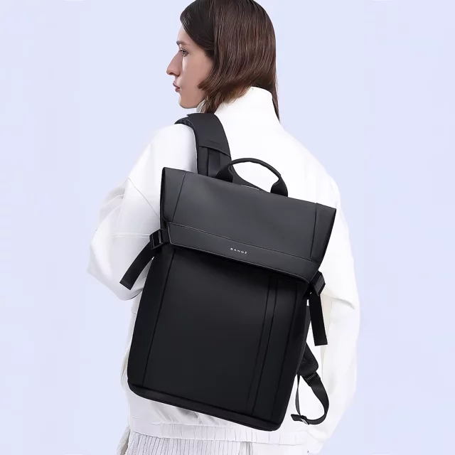 Bange wasserdichter Rucksack für 15,6-Zoll-Laptop, Stadtreisender, 45 x 30 x 16 cm, für Arbeit, Flugzeug, Herren, Damen, mit USB-Anschluss Schwarz