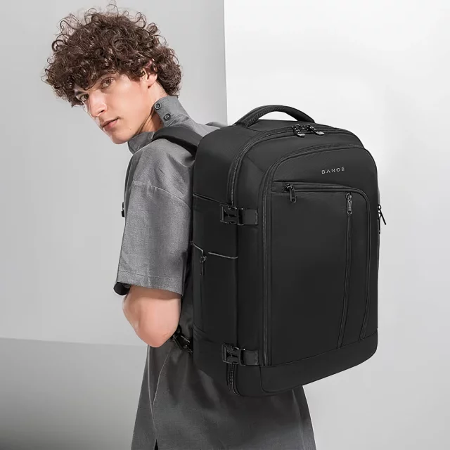 Bange wasserdichter Rucksack für 15,6-Zoll-Laptop, Stadtreisender, 45 x 30 x 16 cm, für Arbeit, Flugzeug, Herren, Damen, mit USB-Anschluss Schwarz