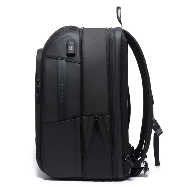 Wasserdichter Rucksack von Bange für Laptops bis 15,6 Zoll, ideal für Städtetrips, 49 x 31 x 18 cm, erweiterbar für Arbeit und Flugreisen, für Damen und Herren, mit USB-Anschluss, Schwarz